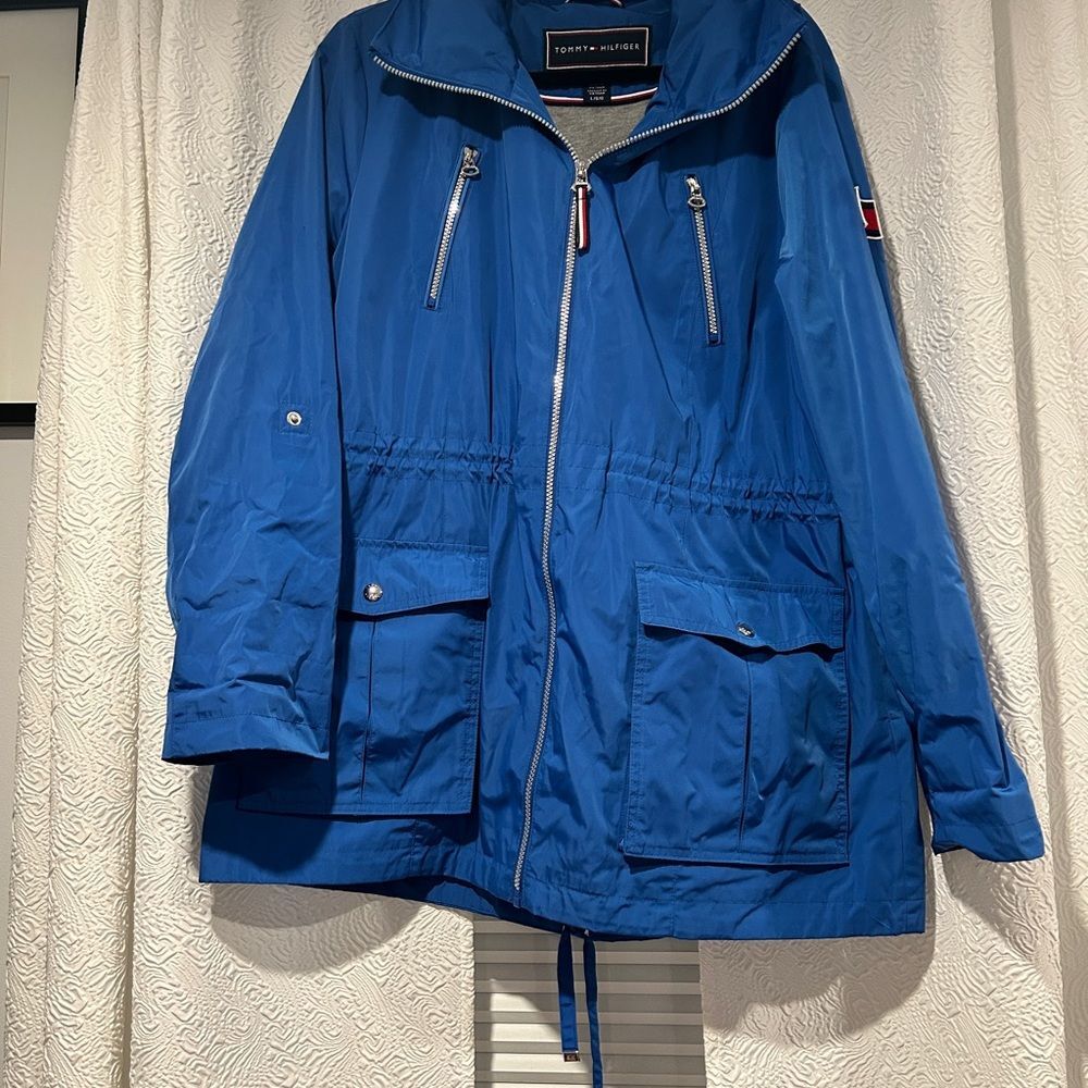 Tommy Hilfiger Women's Roll Tab Anorak Blue Jacket